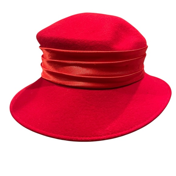 Vintage red wool derby/church hat - Picture 4 of 8